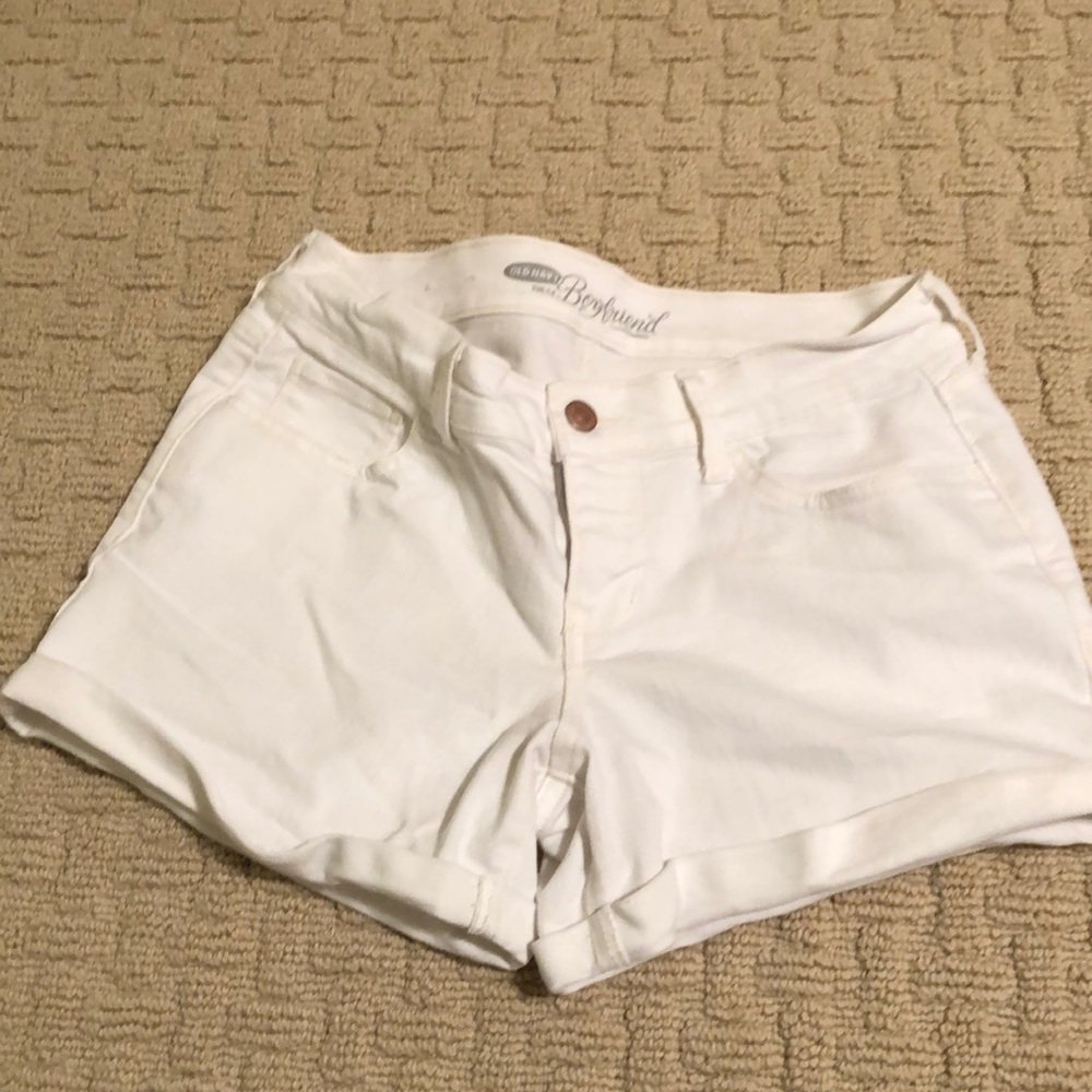 boyfriend fit white denim shorts